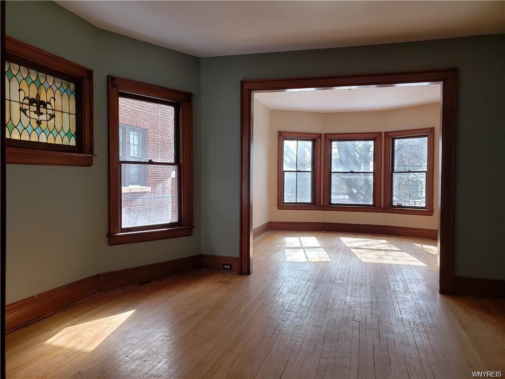 57 W Oakwood Pl - Photo 2 of 18