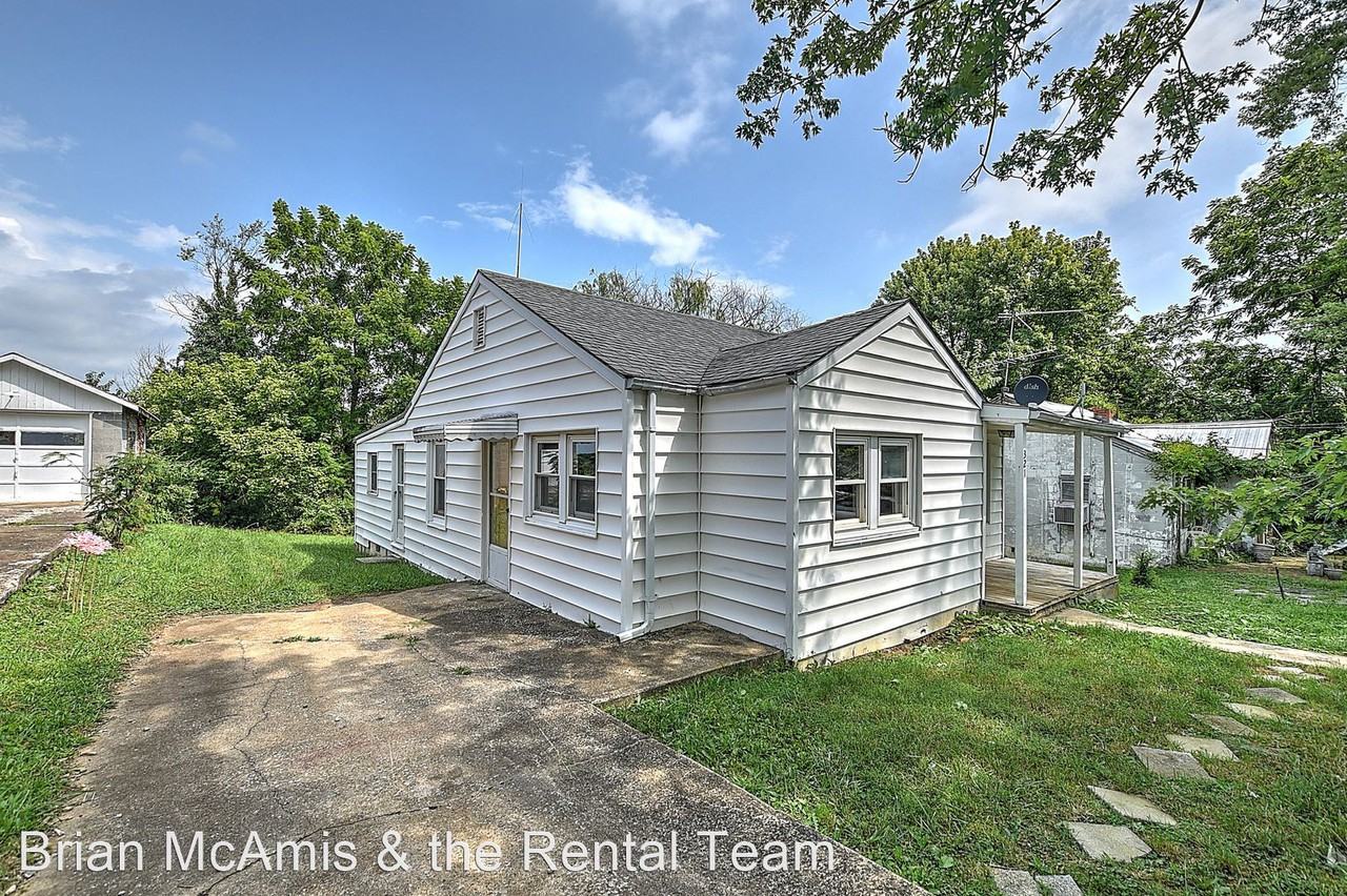 321 N Highland Ave - Photo 2 of 20