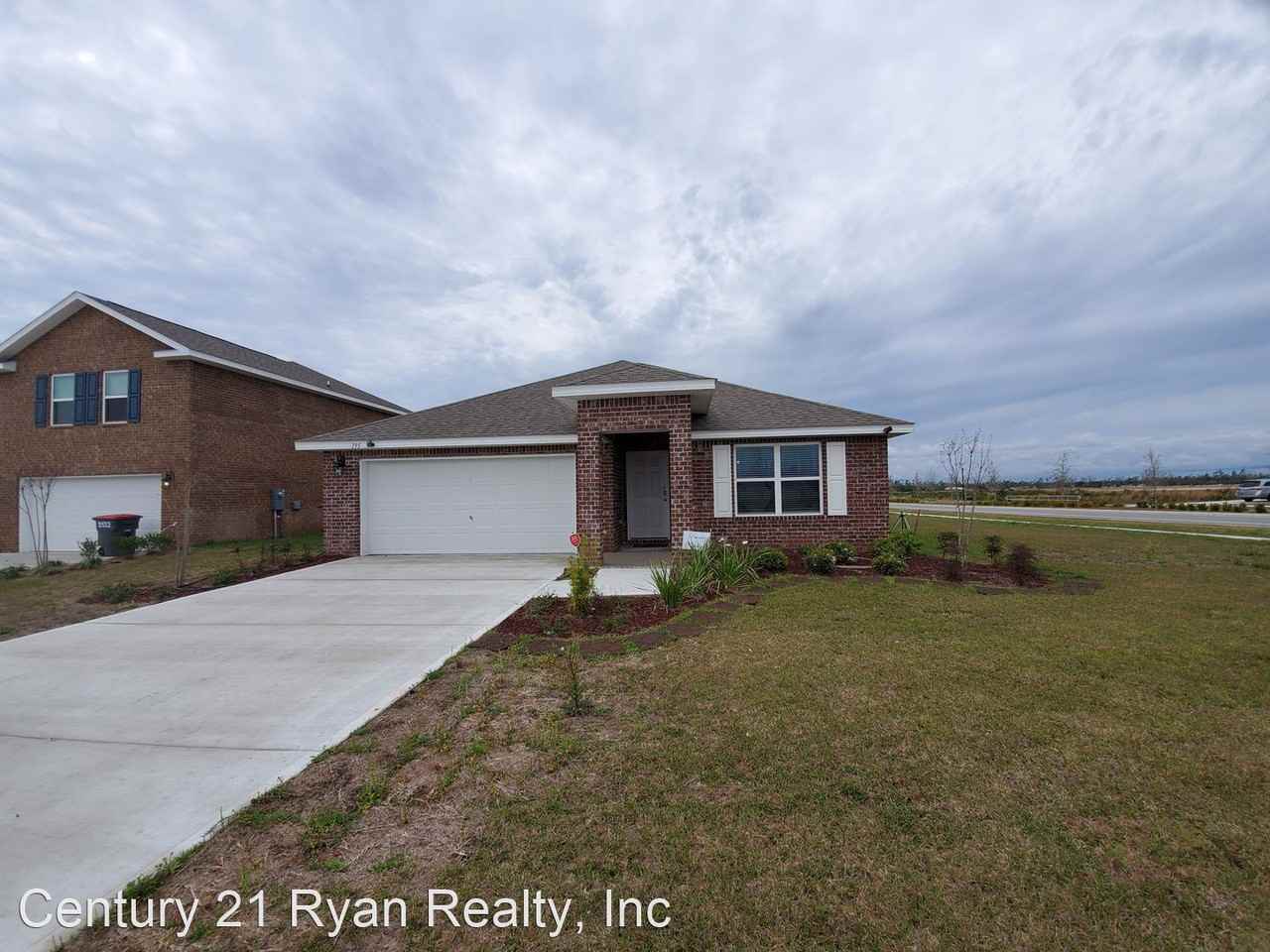 195 Spikes Cir - Photo 2 of 23