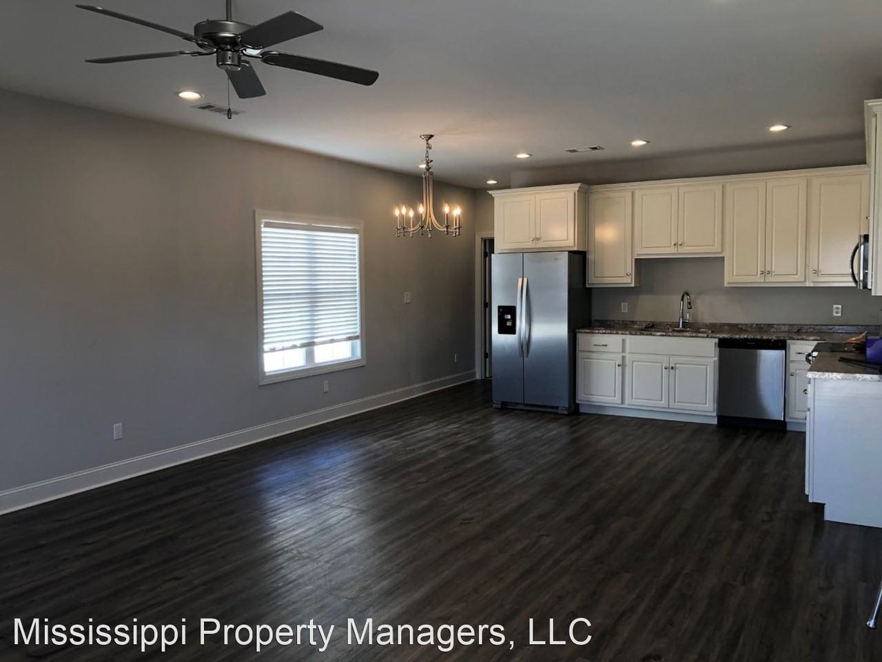 32 Locust Ln - Photo 2 of 5