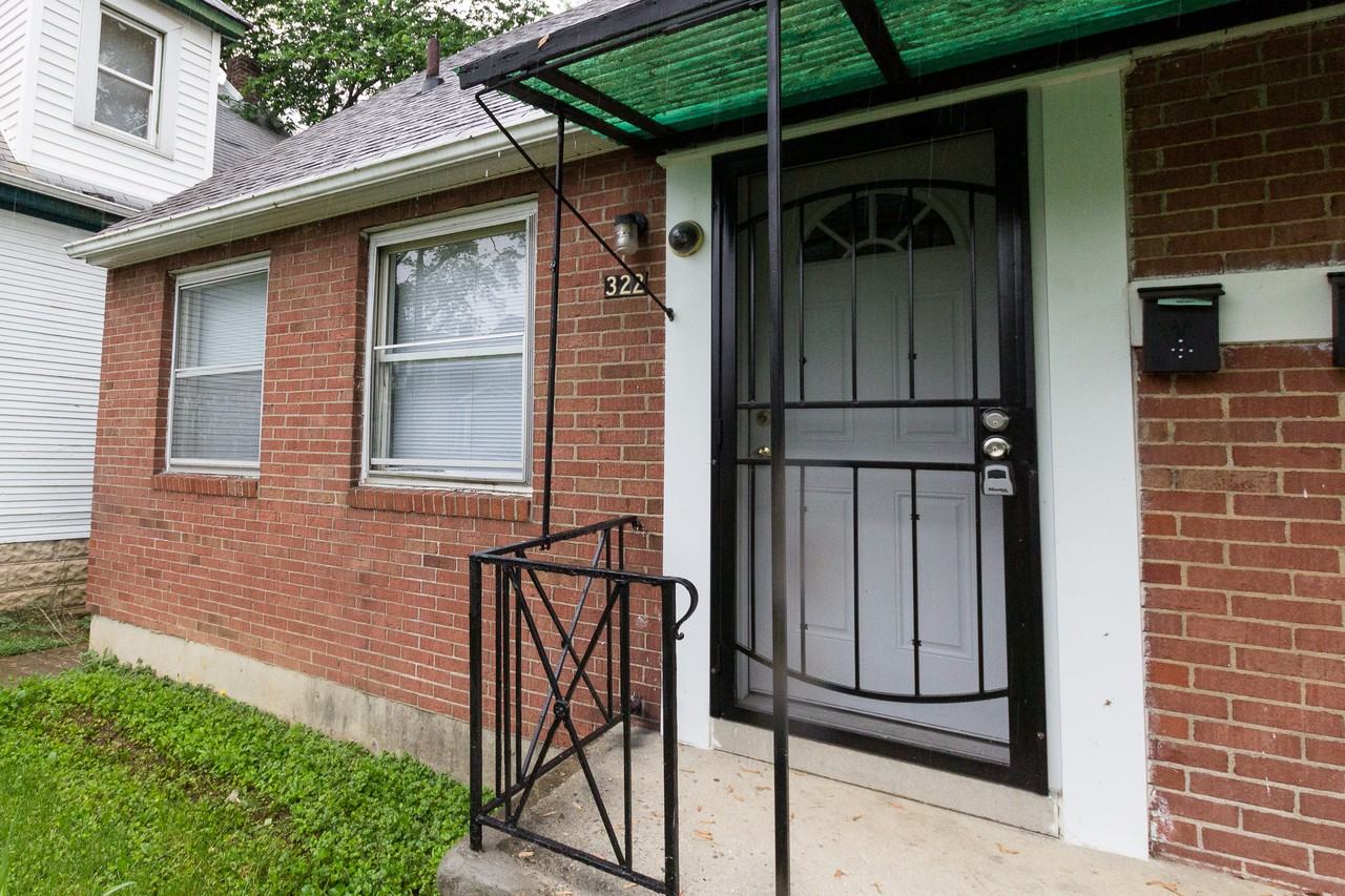 322 S Powell Ave - Photo 2 of 12