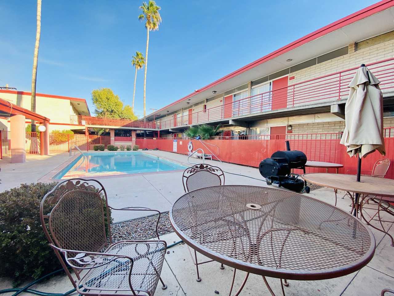 20 N Leonora Ave - Photo 3 of 39