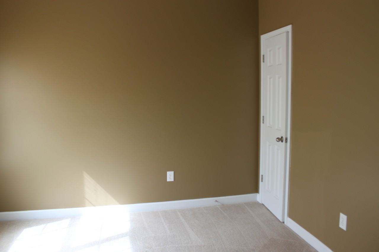 8725 Cornwall St - Photo 3 of 8