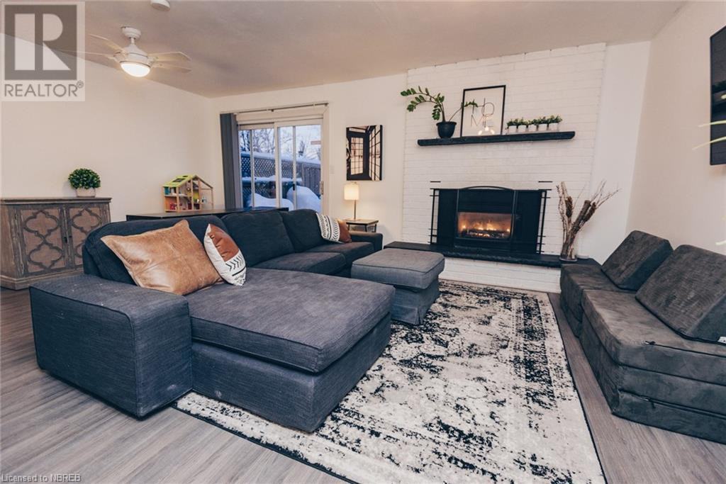 362 Maplewood Avenue - Photo 3 of 6