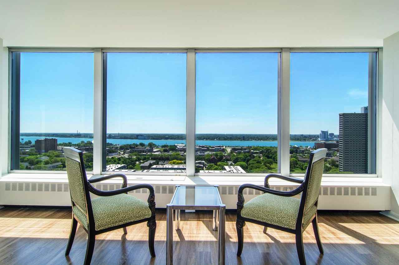 Lafayette Towers - Photo 5 of 50