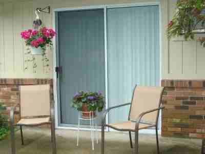 Pine Knoll Apartments - Photo 7 of 12