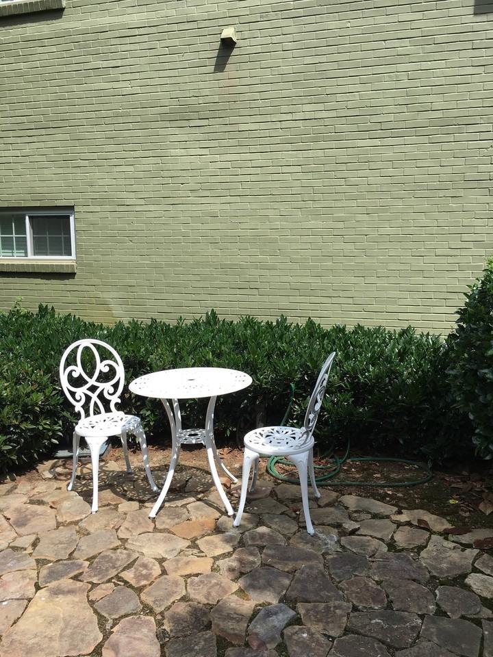 Briarcliff Court Condos - Photo 3 of 14