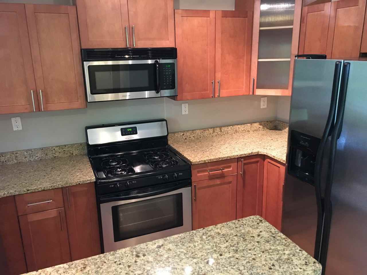 Briarcliff Court Condos - Photo 4 of 14