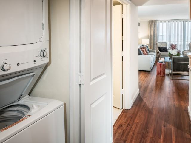 Quincy Plaza - Photo 7 of 43