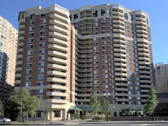 Quincy Plaza - Photo 3 of 43