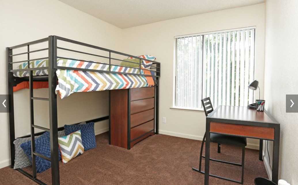 Hunter Place - Photo 7 of 22