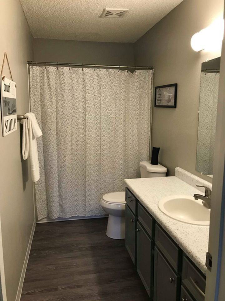 The Enclave - Photo 6 of 29