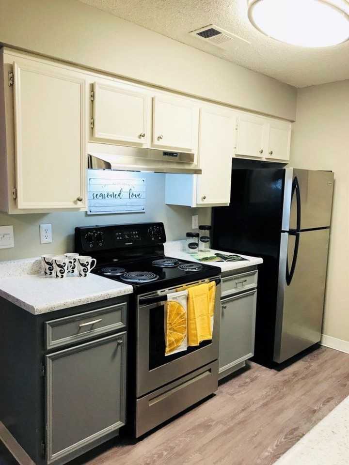 The Enclave - Photo 2 of 29