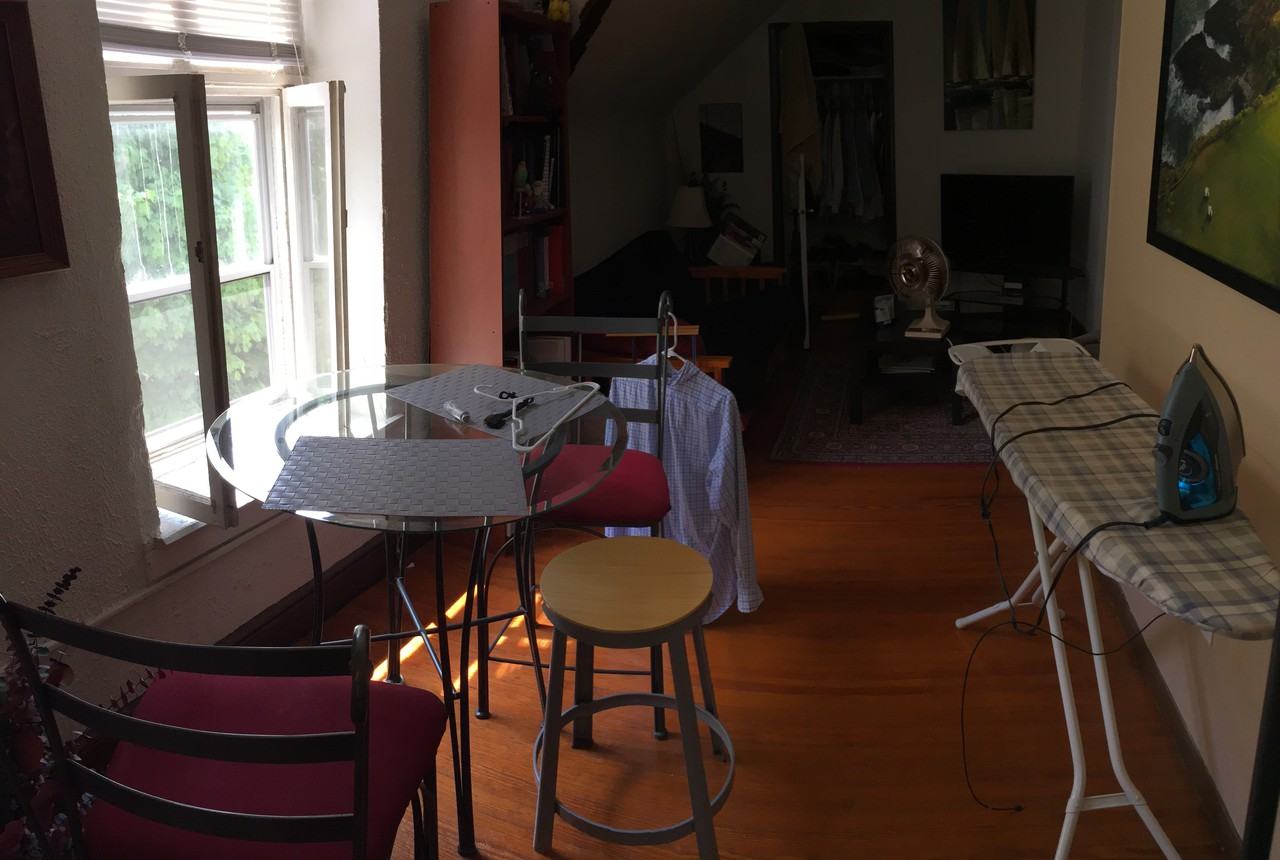 407 Green Ln #3R - Photo 3 of 9