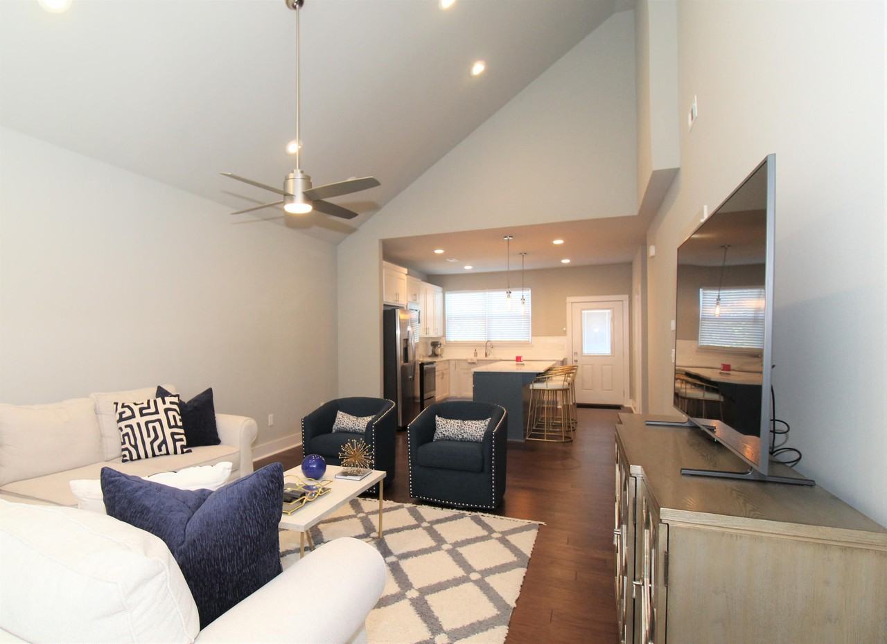 2047 S Florida Way #1 - Photo 2 of 22