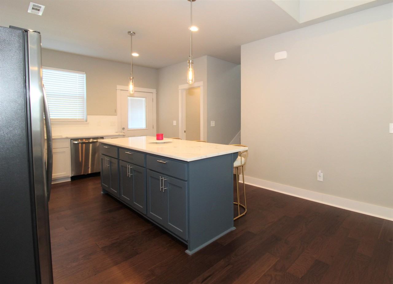 2047 S Florida Way #1 - Photo 5 of 22