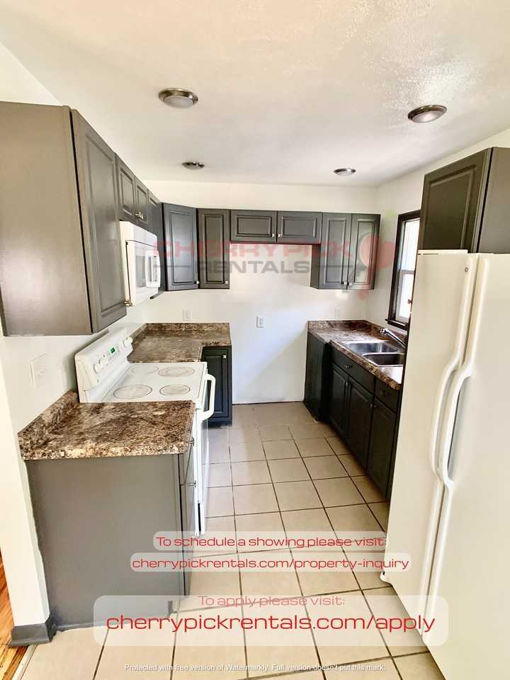 4227 Laurel Avenue - Photo 2 of 12