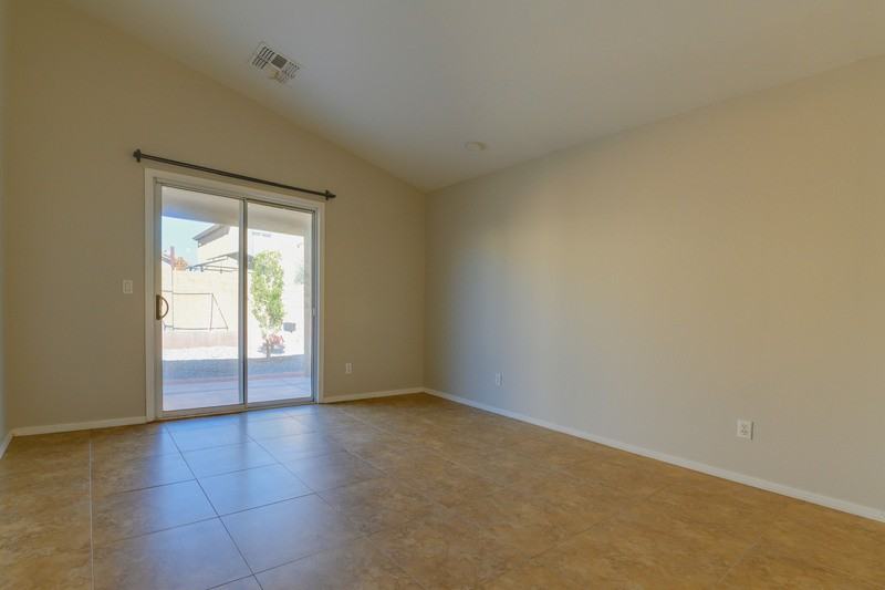 11560 W Cheryl Dr - Photo 6 of 28