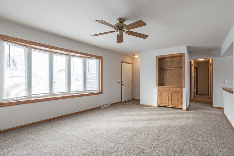 724 Edison Ave - Photo 3 of 24