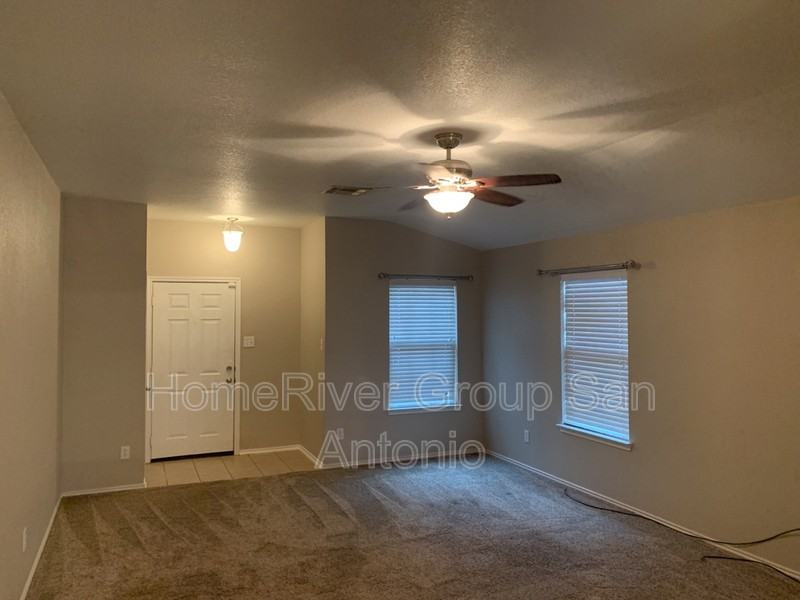 9415 Ingleton - Photo 3 of 20