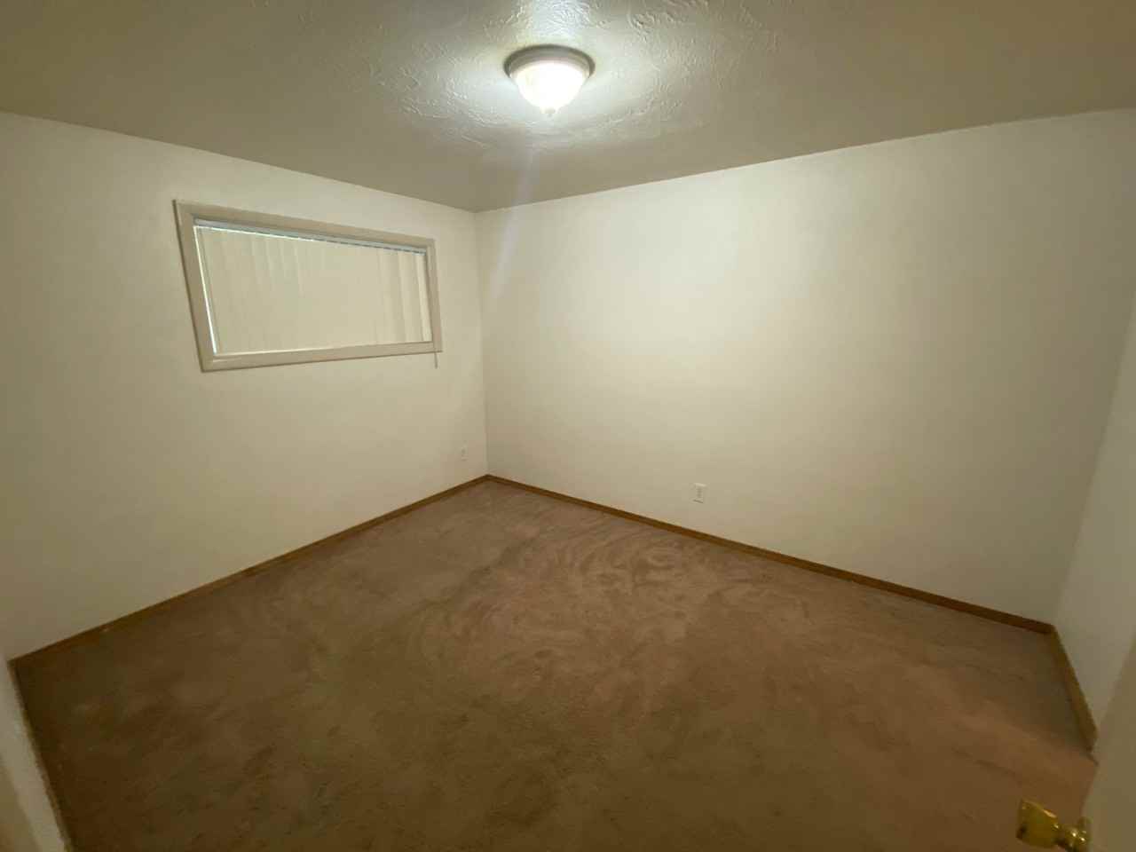 846 14th St Ne #846 - Photo 5 of 8