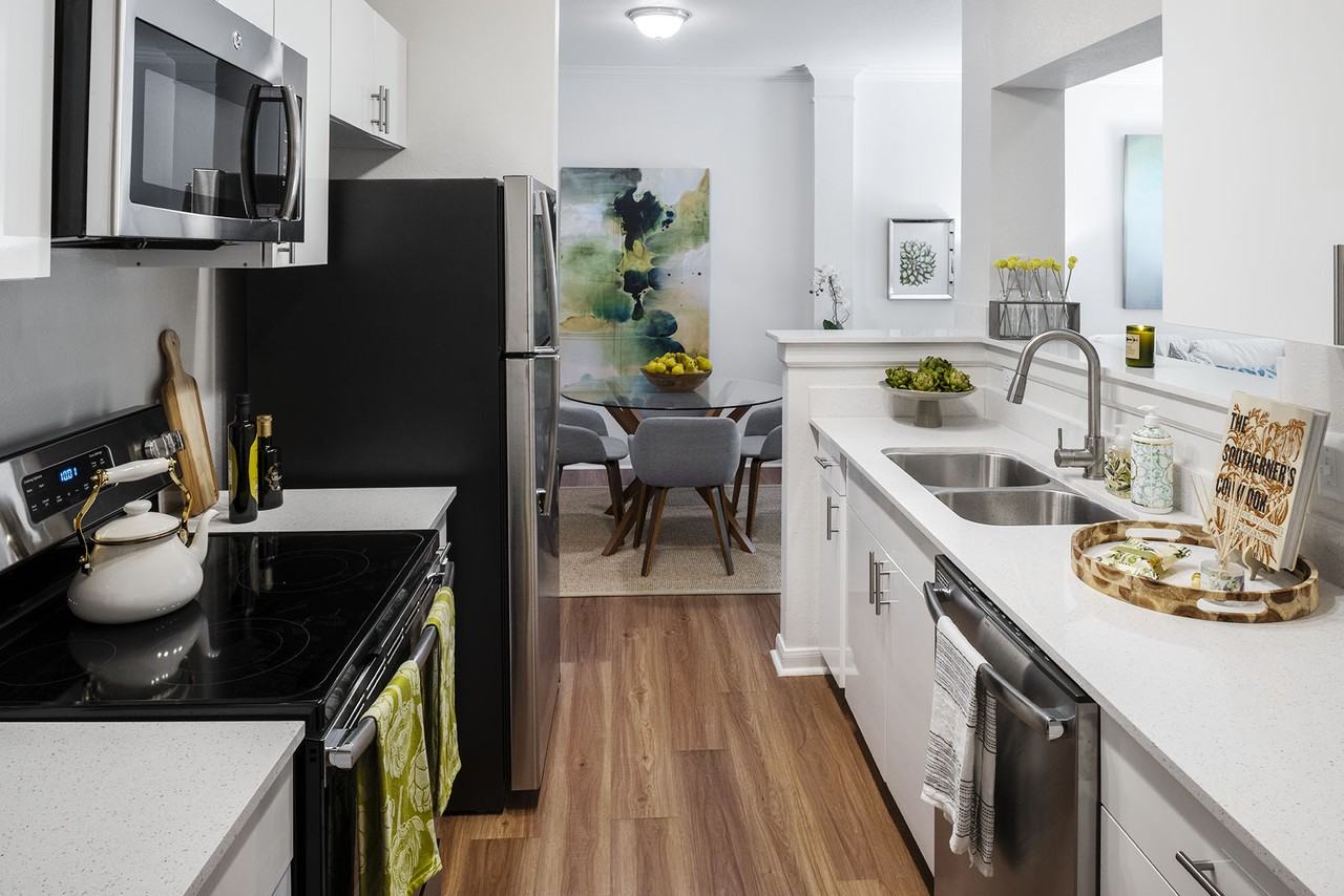 Mansions in the Park - Photo 5 of 21