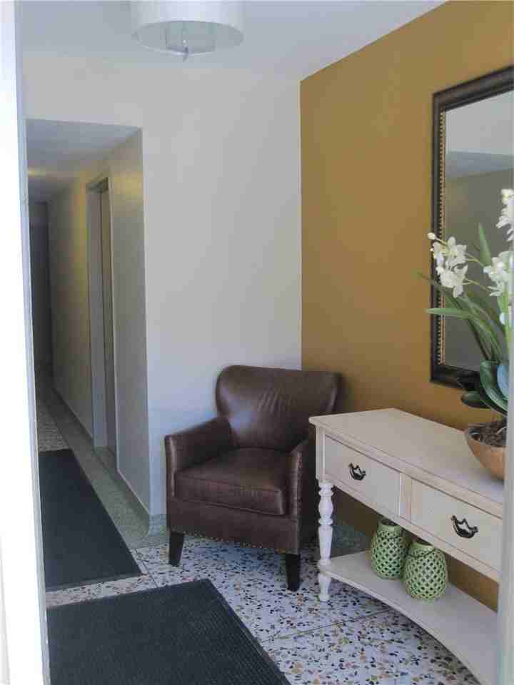 116 Robinson Street #7 - Photo 5 of 14