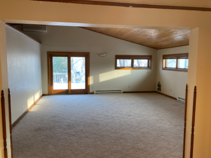 405 Prairie St - Photo 2 of 26