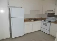 700 Phosphor Ave #3 - Photo 2 of 5