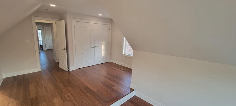 6119 N Wolcott Ave #3 - Photo 3 of 12
