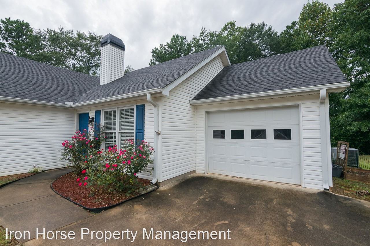 120 Spring Lake Pt - Photo 2 of 20