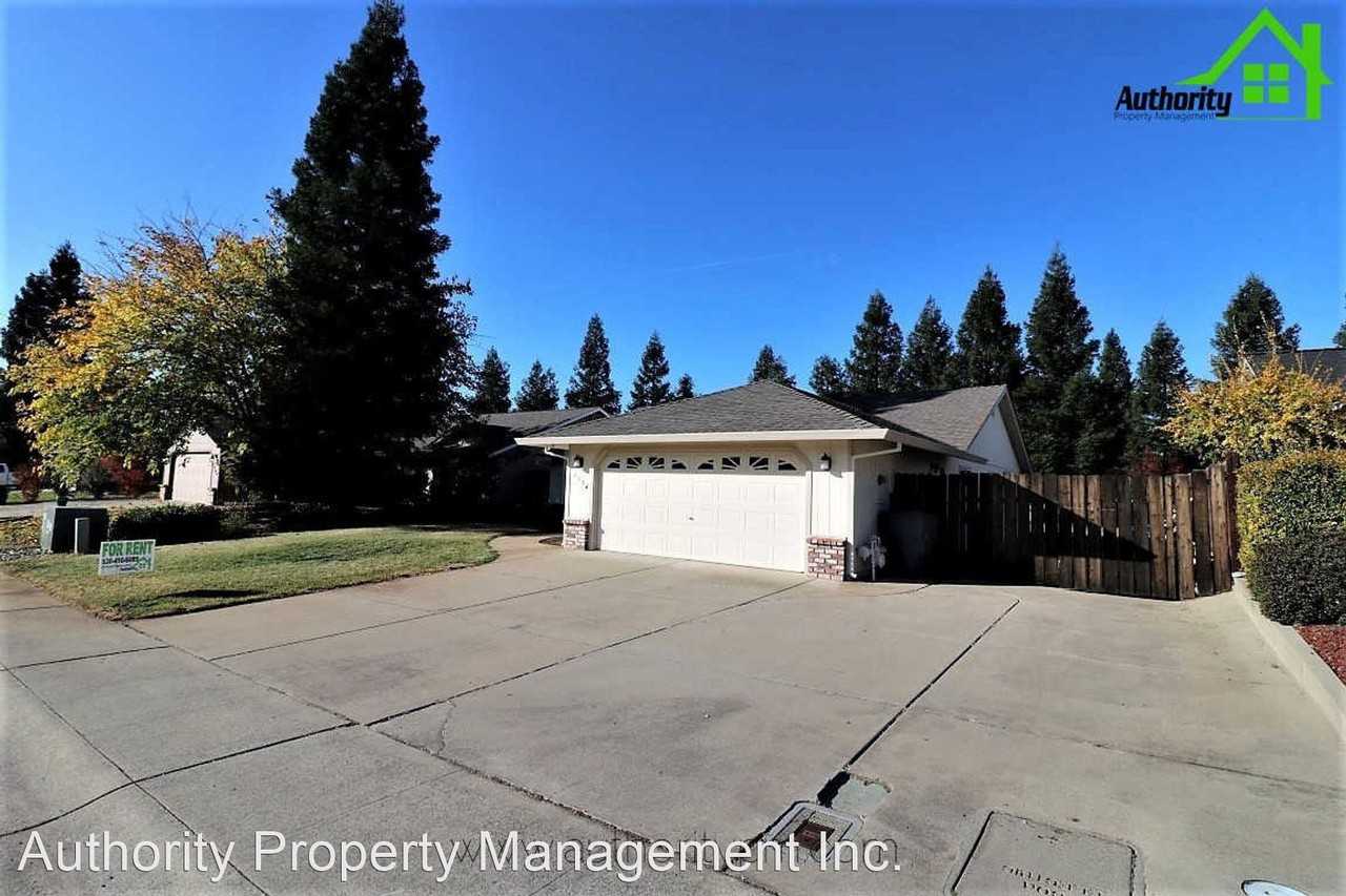 3354 Billings Dr - Photo 2 of 30