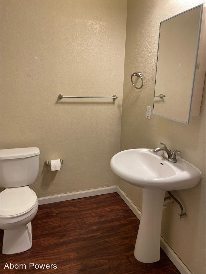 1032 Spring Street - Photo 2 of 8