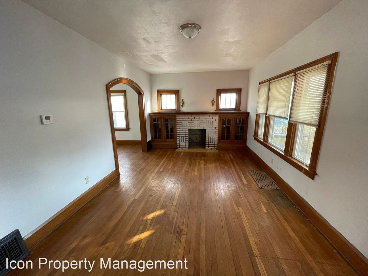 534 Columbus Ave Nw - Photo 2 of 8