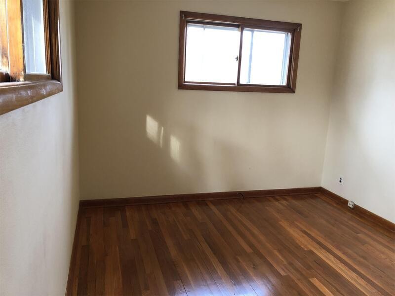 844 Hicks Blvd - Photo 7 of 18