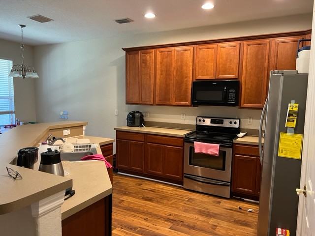 3916 Silverlake Way - Photo 6 of 24