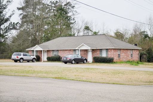 246 McMahon Rd - Photo 2 of 15