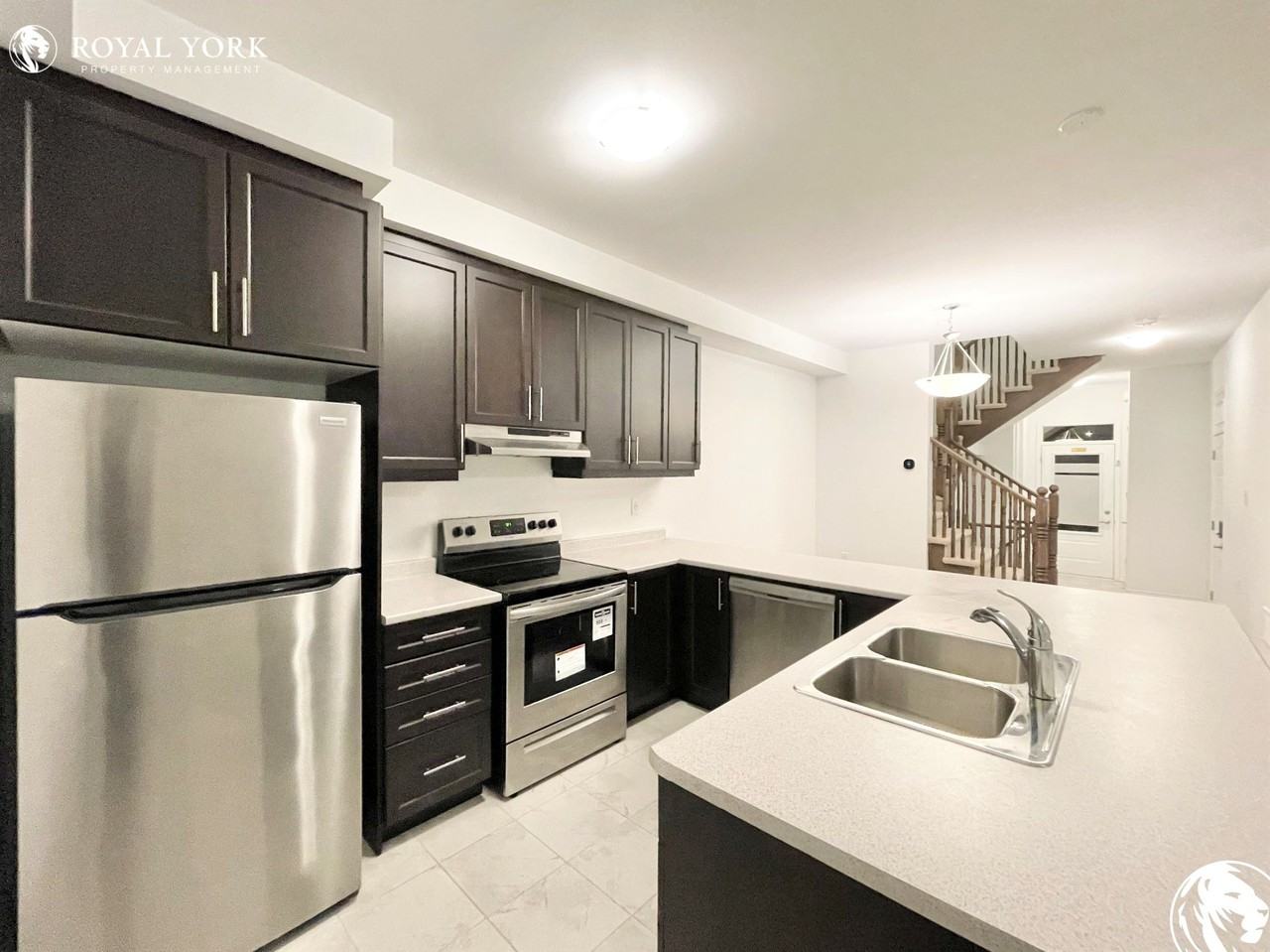 1245 Redbud Gdns - Photo 2 of 24