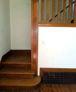 4648 Farnam St - Photo 2 of 4