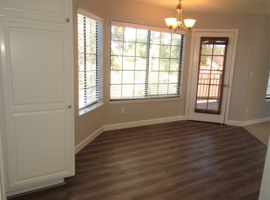 85 Tahoe Ct #201 - Photo 3 of 15