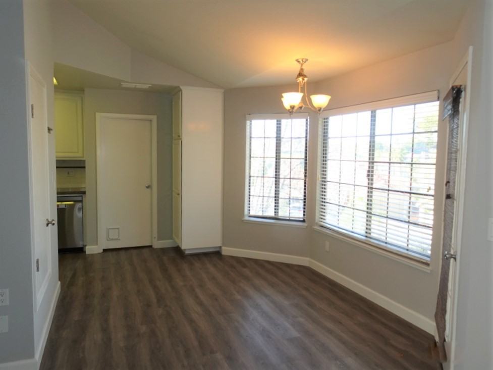 85 Tahoe Ct #201 - Photo 5 of 15