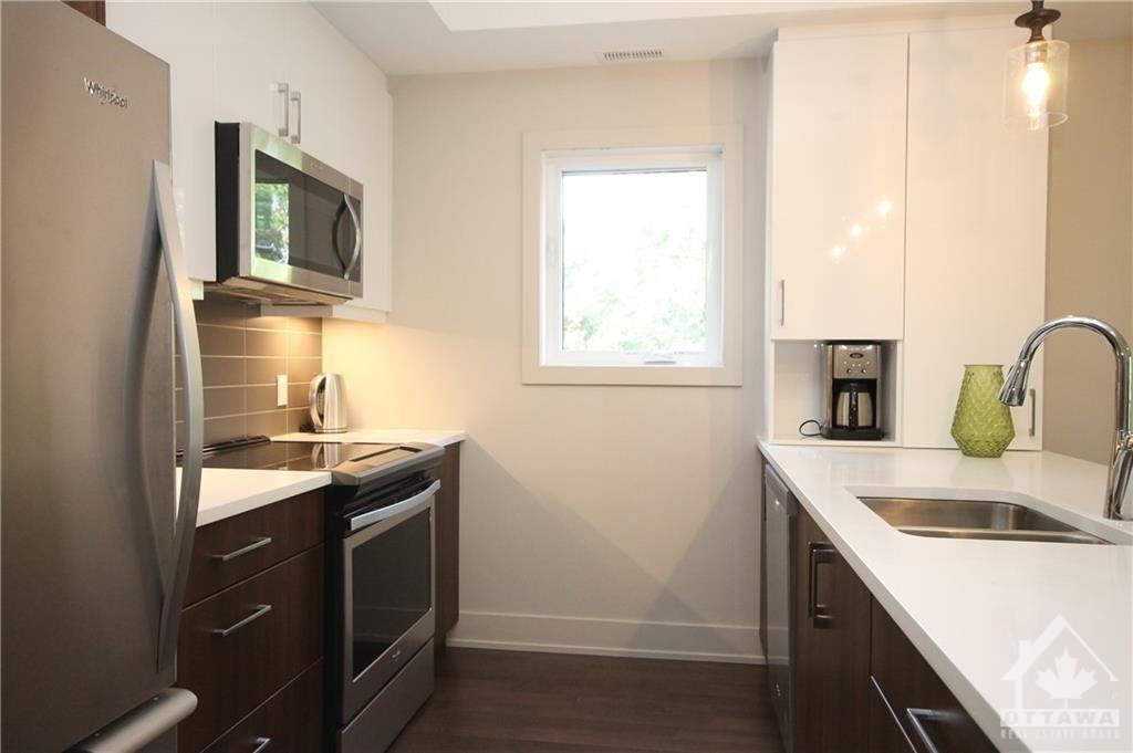 696 Roosevelt #1 - Photo 3 of 10