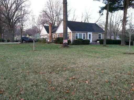 8301 W 75th St - Photo 2 of 28