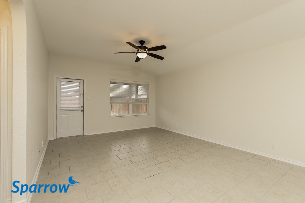 8863 Belgian Fls - Photo 3 of 16