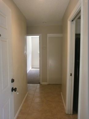 6720 Lincoln Oaks Dr - Photo 3 of 16