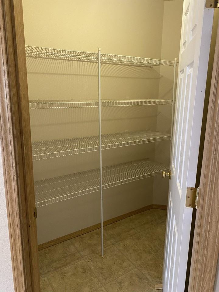 9127 Washington Blvd Sw #1 - Photo 5 of 18