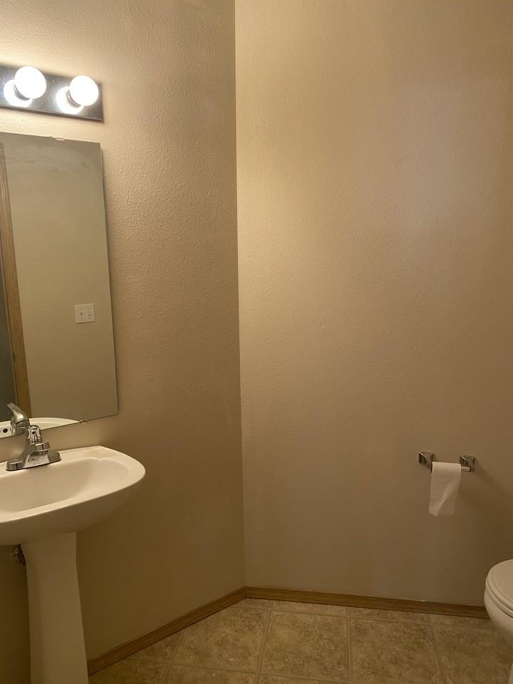 9127 Washington Blvd Sw #1 - Photo 7 of 18