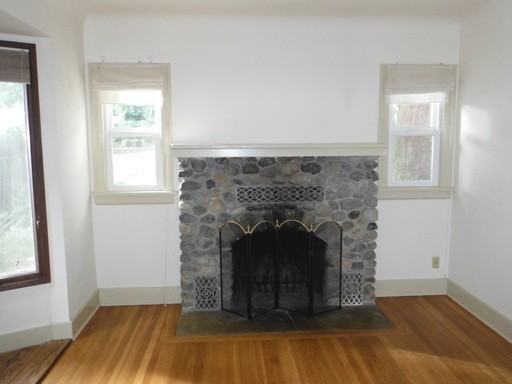 3844 NE 87th St - Photo 3 of 24