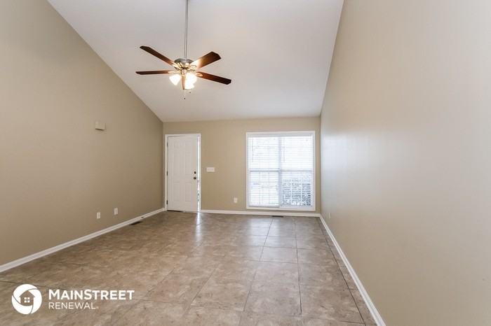 17 Hickory St Sw - Photo 2 of 15