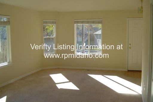 2356 W Hill Rd - Photo 3 of 9